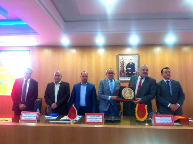 وفد من اعضاء غرفة التجارة والصناعة بجهة مراكش يعقد لقاء عمل مع نظرائهم بجهة طنجة