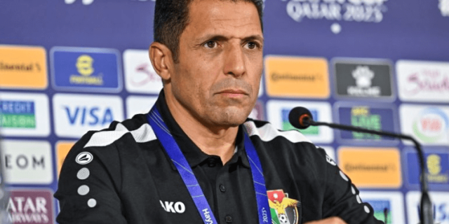 الاتحاد الأردني: المدرب عموتة مستمر مع المنتخب