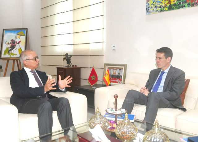 وزير التربية الوطنية والتعليم الأولي والرياضة يستقبل سفير المملكة الإسبانية بالمغرب