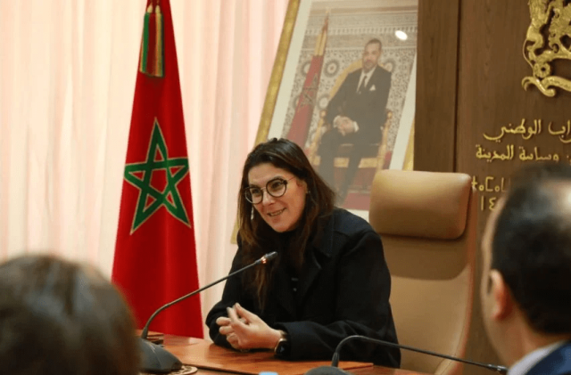 الوزيرة المنصوري: مسألة المياه شأن مشترك يهم العديد من القطاعات