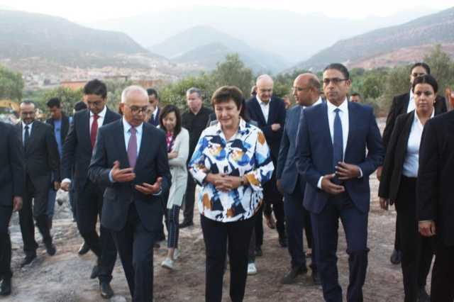 بالصور.. المديرة العامة لصندوق النقد الدولي ورئيس مجموعة البنك الدولي يزوران تلاميذ ضحايا زلزال الحوز