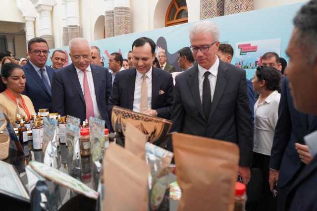 والي جهة مراكش والوزير سكوري جلسة نقاشية بشعار: “إدماج شباب جهة مراكش-آسفي: قصة ملهمة لتمكين المقاولين “