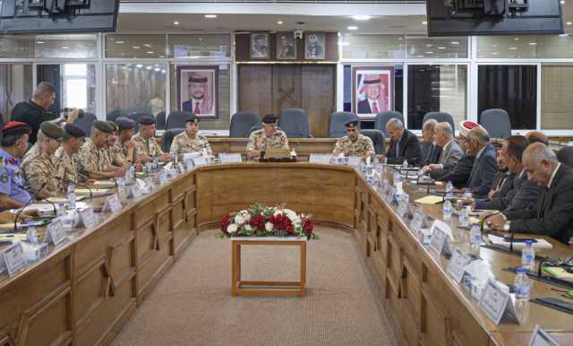 رئيس هيئة الأركان المشتركة يزور كلية الدفاع الوطني الملكية الأردنية