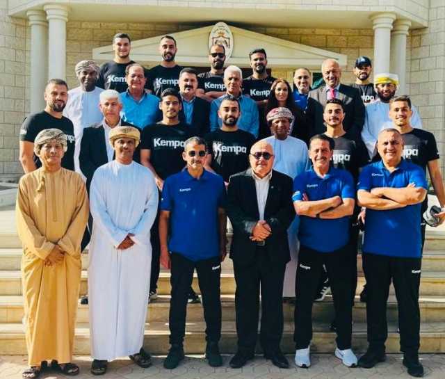 النعيمات تكرّم منتخب اليد الشاطئية في عُمان