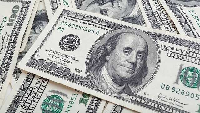 تراجع الاسترليني أمام الدولار