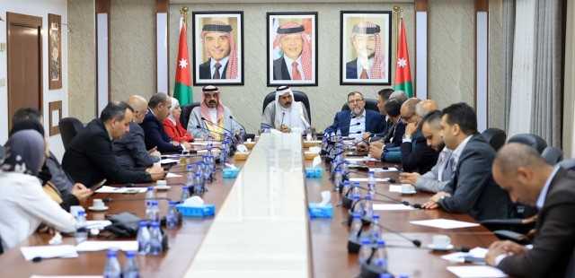 “النقل النيابية “تناقش عدة مواضيع متعلقة بقطاع النقل