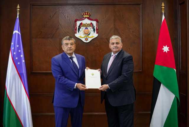 الخارجية تتسلم نسخة من أوراق اعتماد سفير أوزبكستان
