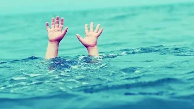 عاجل || وفاة طفلين غرقا داخل بركة سباحة في عجلون
