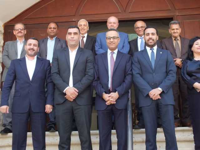 الفايز يزور نقابة الصحفيين ويهنئ المجلس الجديد