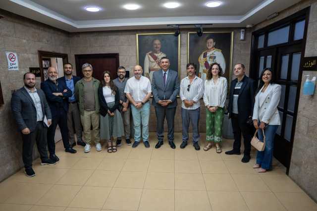 أمين عام وزارة السياحة يلتقي وفدًا صحفيًا إسبانيًا للترويج السياحي للمملكة
