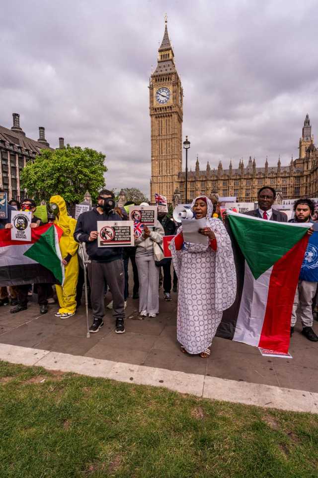 احتجاجات في لندن تُندد ب استخدام الجيش السوداني للأسلحة الكيميائية