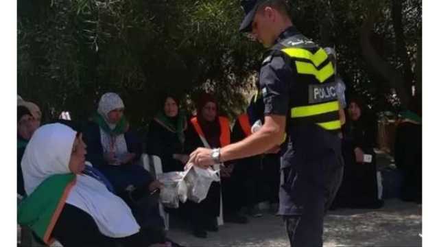 دوريات أمنية ترافق قوافل الحجاج للمنافذ الحدودية