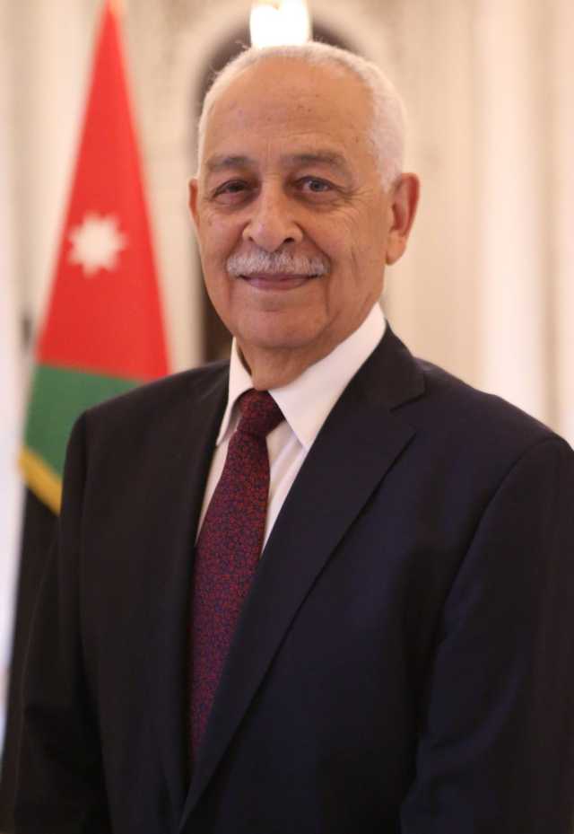 عاجل | العيسوي ينقل تمنيات الملك وولي العهد بالشفاء للعَين والوزير الأسبق طبيشات