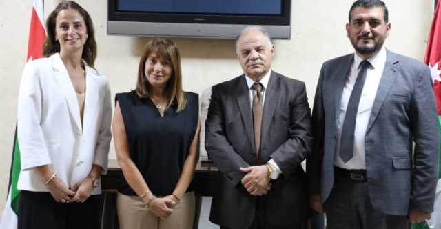 المذيعين ومعهد الإعلام يناقشان اوجه التعاون المشترك