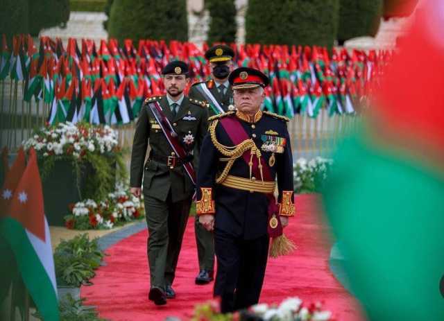 ولي العهد مهنئاً الملك بعيد الجلوس: دمت يا سيدي رمزا للفخر والعزة