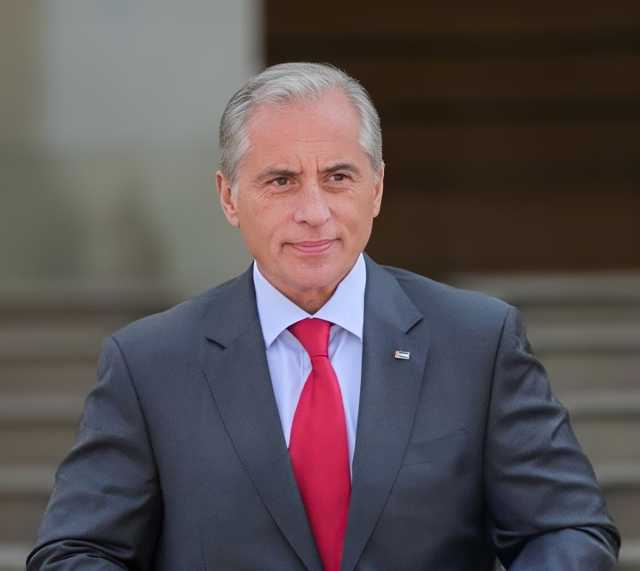 جعفر حسان يشيد بجهود الدكتور نزار المهيدات