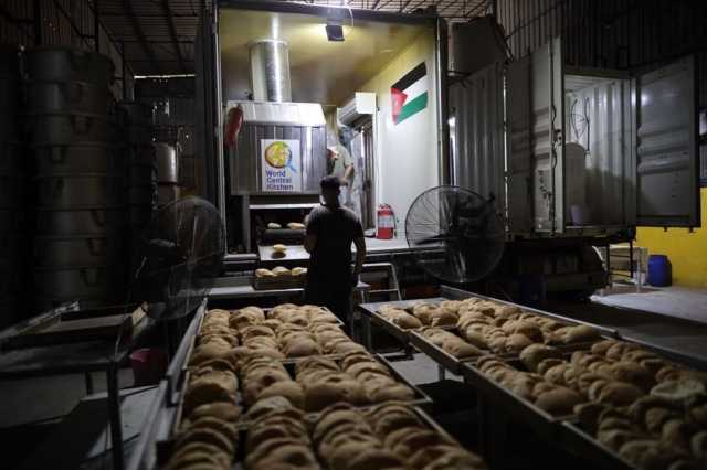 المخبز الأردني شمال قطاع غزة يواصل تقديم خدماته