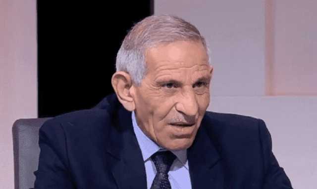 8 أسئلة حاسمة من وزير الصحة السابق حول حادثة تسمم الميثانول