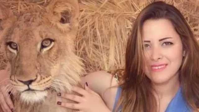 حبس مدربة أسود 3 أشهر بعد هجوم أسد تسبب في بتر ذراع شاب بمصر