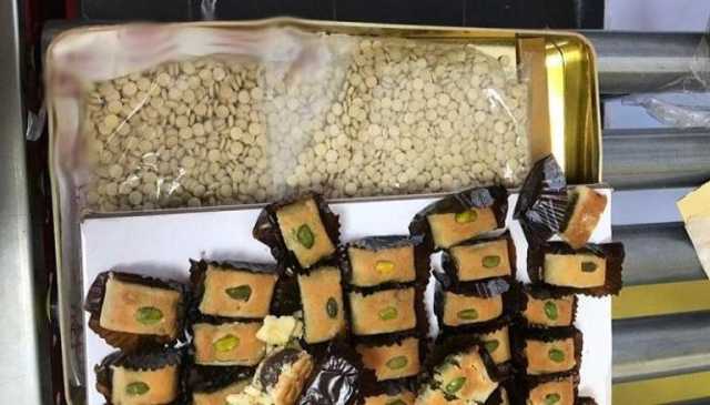 ضبط عصابة تروّج حلويات “بنكهة المخدرات” في دبي