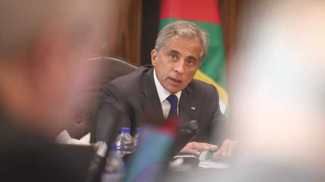 عاجل | جعفر حسان : الحكومة ستخصص مبالغ من بند النفقات الطارئة في الموازنة لهذا العام للتجهيز لبرنامج خدمة العلم