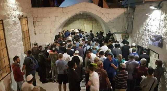 إصابات فلسطينية باقتحام “مقام يوسف” وهدم مدرسة شمال الضفة