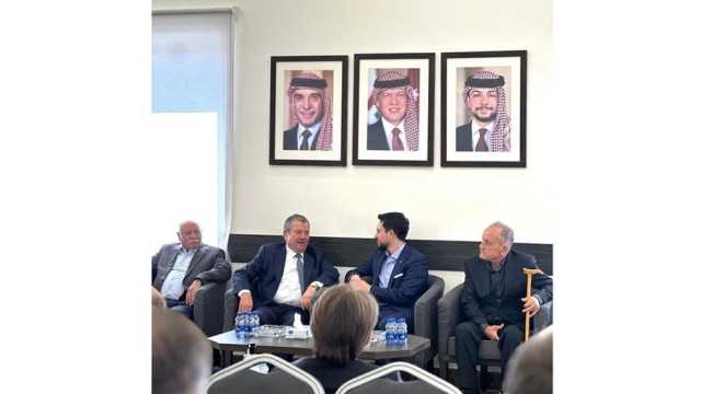 ولي العهد يقدم العزاء بوفاة شقيقة مدير عام المخابرات العامة