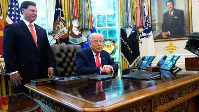 ترمب يؤكد سعيه لإنهاء الحرب في أوكرانيا ولقاء مرتقب مع بوتين