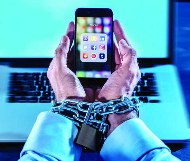 حكم بسجن ناشط كويتي 4 سنوات وتغريمه 10 آلاف دينار لهذا السبب