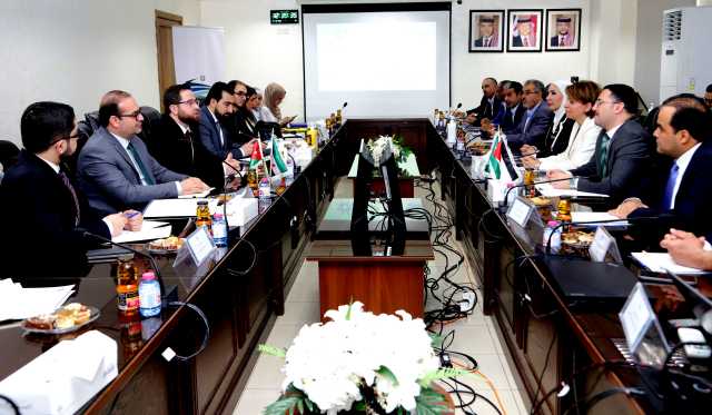 الأردن يستعرض جهوده في التحديث الإداري أمام وفد سوري