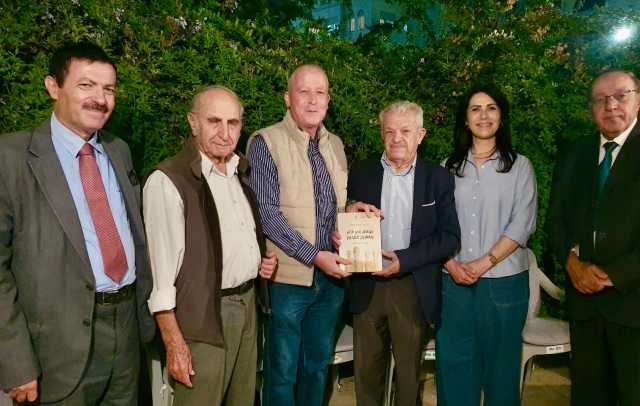 اللقاء الثقافي في صالون الدكتور بستاني لتكريم عالم الآثار الدكتور زيدان كفافي