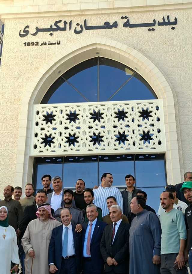 وزير الإدارة المحلية يتفقد بلديتي معان والحسينية ويفتتح فعاليات “أيام معان الثقافية”