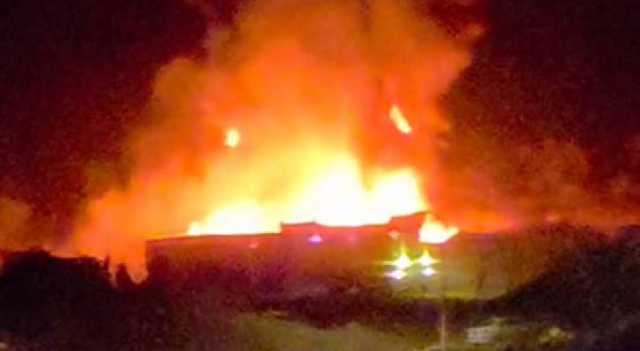 عاجل | الدفاع المدني يخمد حريقًا بمساحة 500 متر مربع بإربد