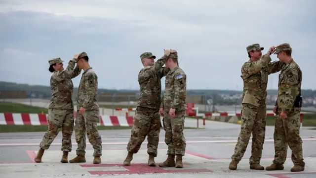 واشنطن تخفض قواتها في شرق أوروبا.. والناتو يقلل من أهمية الخطوة