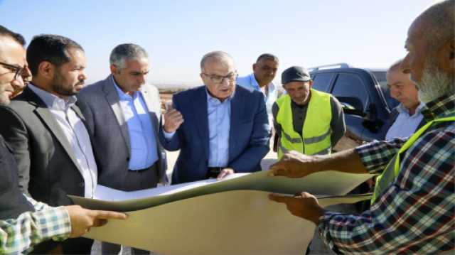 وزير الأشغال يتفقد المرحلة الثالثة من طريق إربد الدائري