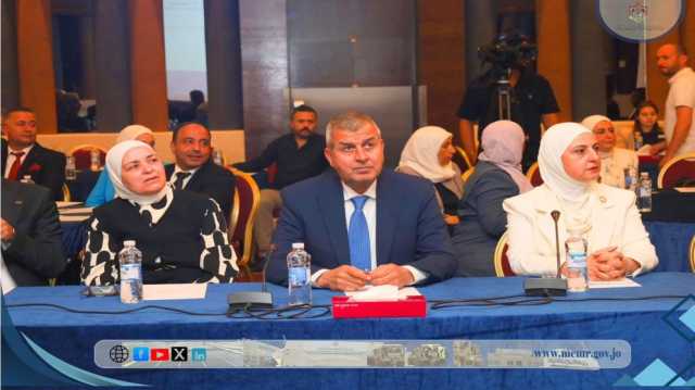 وزارة الطاقة تبحث مسودة تحديث استراتيجية قطاع الطاقة