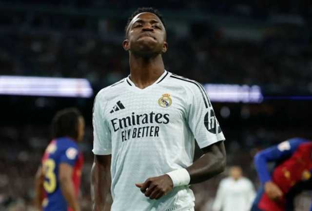 ريال مدريد يواجه أزمة تجديد عقد فينيسيوس جونيور قبل الكلاسيكو