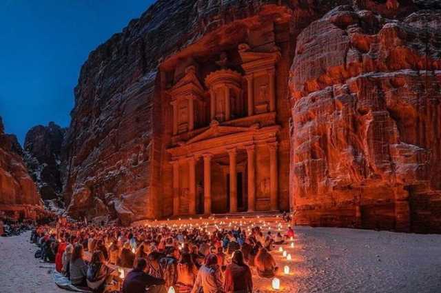 وزير السياحة: 90% من البترا لم تُكتشف بعد