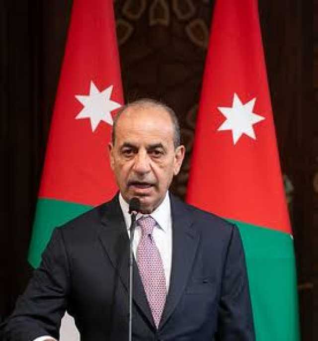 وزير الإدارة المحلية يتفقد بلدية أم الرصاص ويؤكد رفع الجاهزية لفصل الشتاء