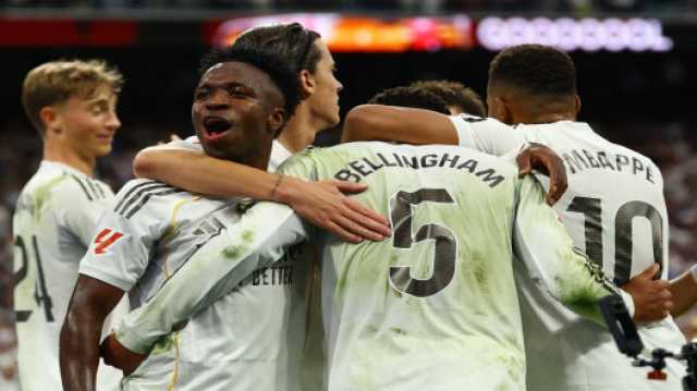 ريال مدريد يحسم الديربي الإسباني بفوز مثير على برشلونة