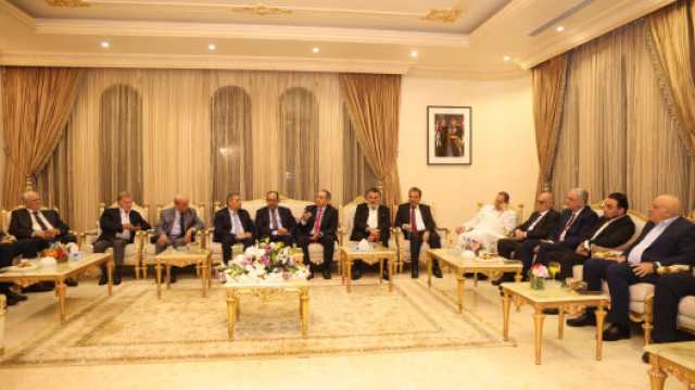 أبو غزالة يلتقي رجال أعمال أردنيين وسعوديين في الرياض