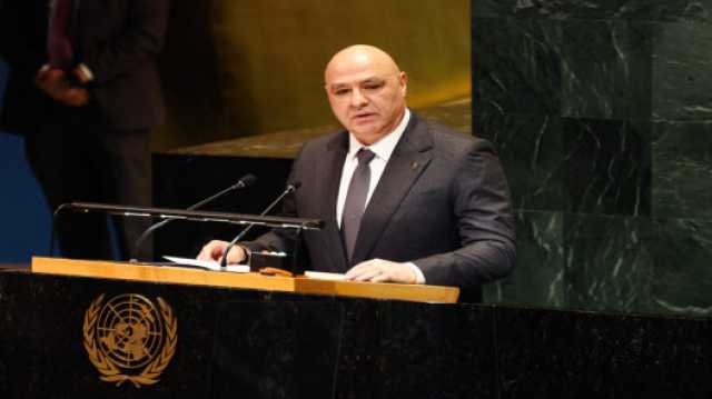 الرئيس اللبناني يدعو المجتمع الدولي لممارسة الضغط على إسرائيل