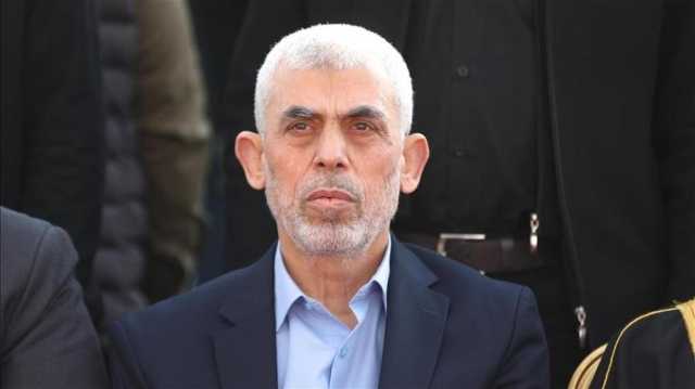 ماذا فعل السنوار مع أسرى الاحتلال؟