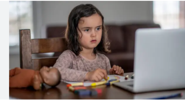 ابتداءً من ديسمبر.. وداعًا لـ”تيك توك” و”إنستغرام” للأطفال في أستراليا