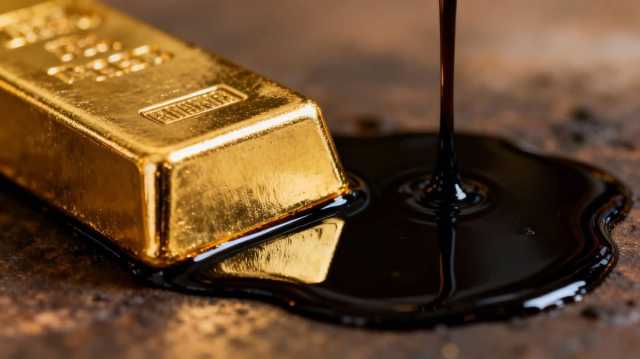 انخفاض أسعار الذهب وارتفاع النفط عالميا