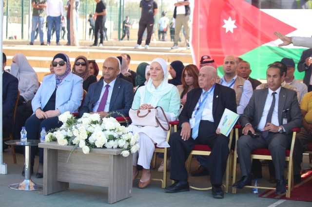 الأميرة بسمة بنت علي تفتتح بازار المزارع في حدائق الملك عبدالله الثاني .. فيديو وصور