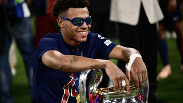 باريس سان جيرمان يعلن إصابة ديزيريه دويه