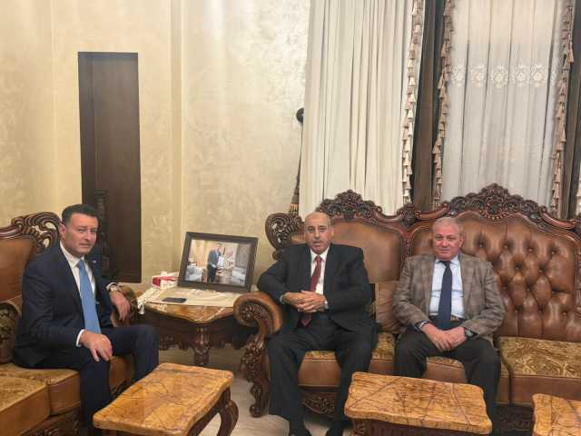 القاضي وعطية في زيارة لرئيس مجلس النواب السابق أحمد الصفدي