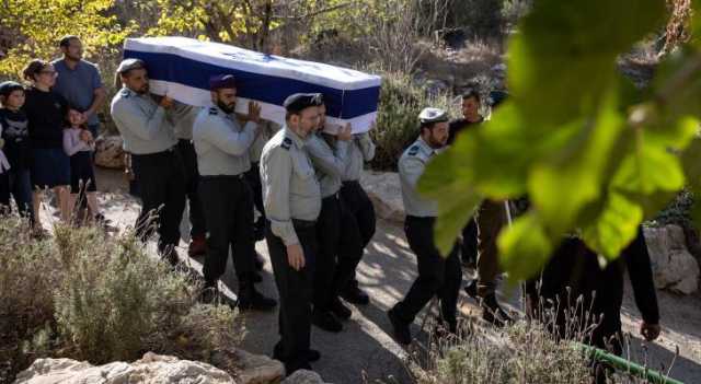 الإعلام العبري يزعم: الجثث الي تسلمتها إسرائيل أمس ليست لنا