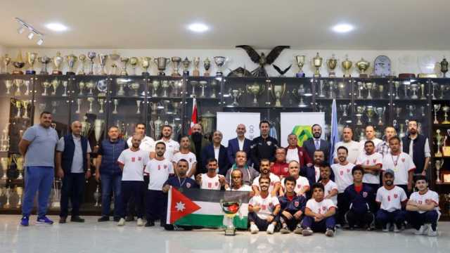 الفيصلي يكرم المنتخب الوطني لقصار القامة